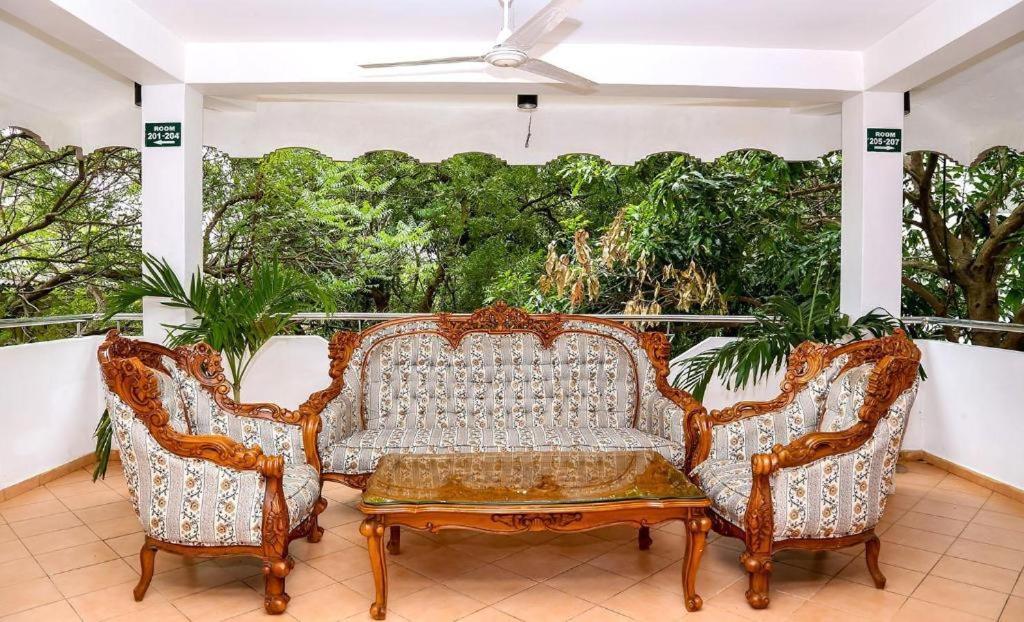 Green Grass Hotel & Restaurant Jaffna Luaran gambar